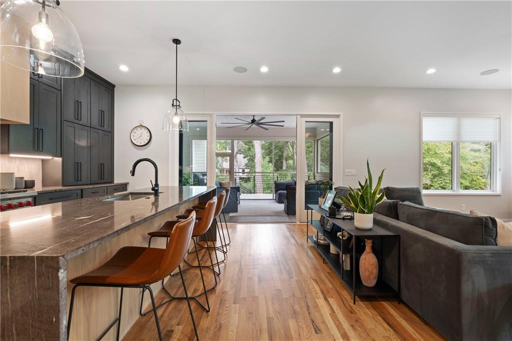 664B Timm Valley Road NE