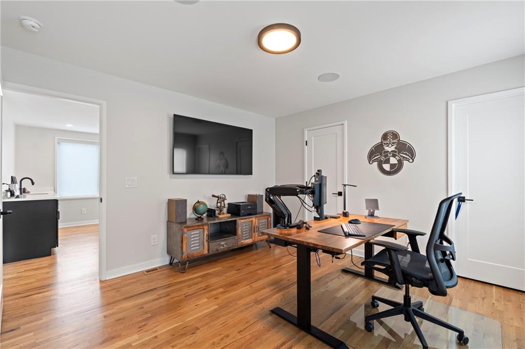 664B Timm Valley Road NE