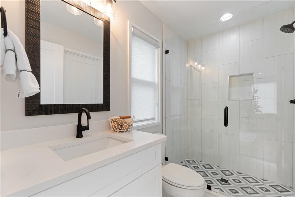 664B Timm Valley Road NE