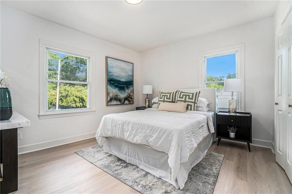 2539 Glendale Circle SE