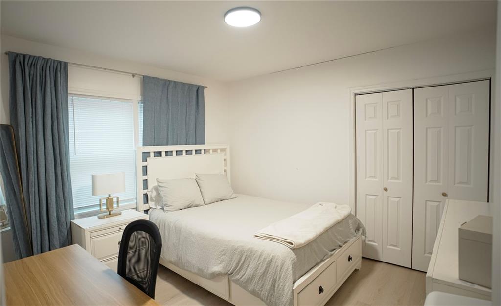 2539 Glendale Circle SE