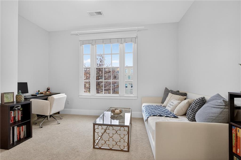 428 Bill Kennedy Way SE