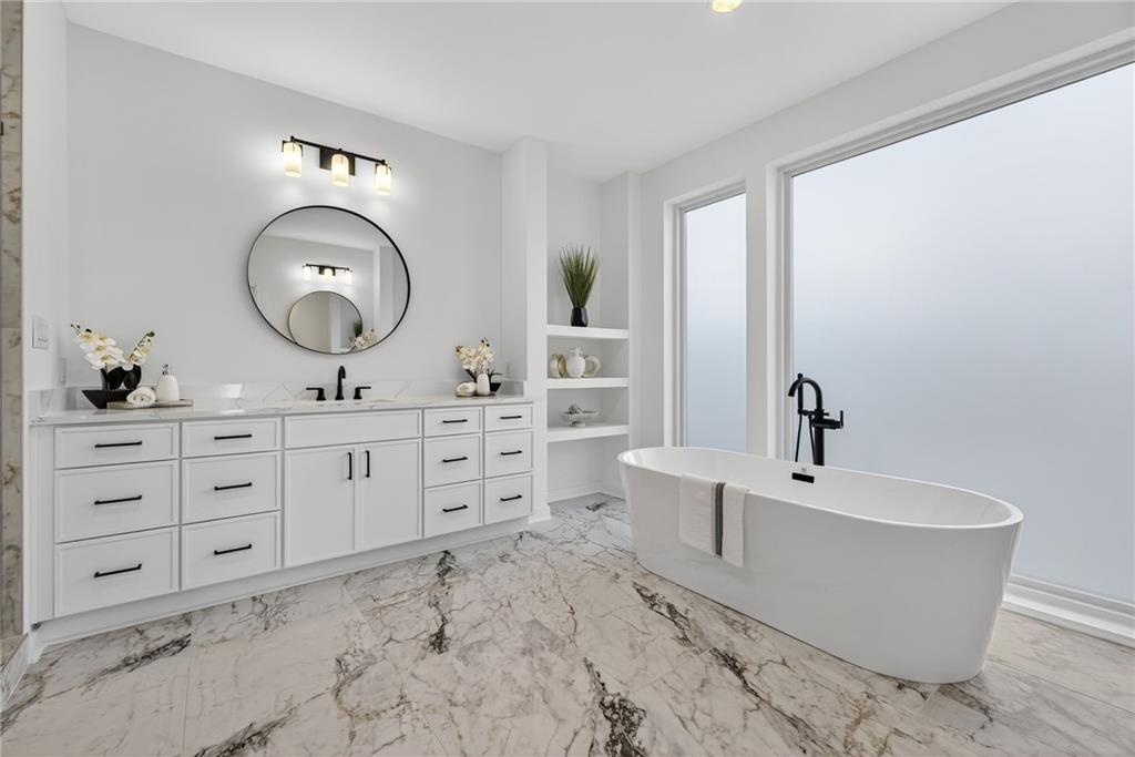 163 Walthall Street SE Unit B