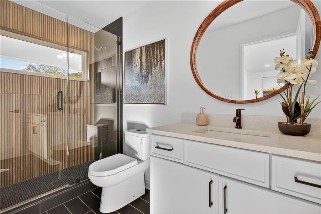 163 Walthall Street SE Unit B