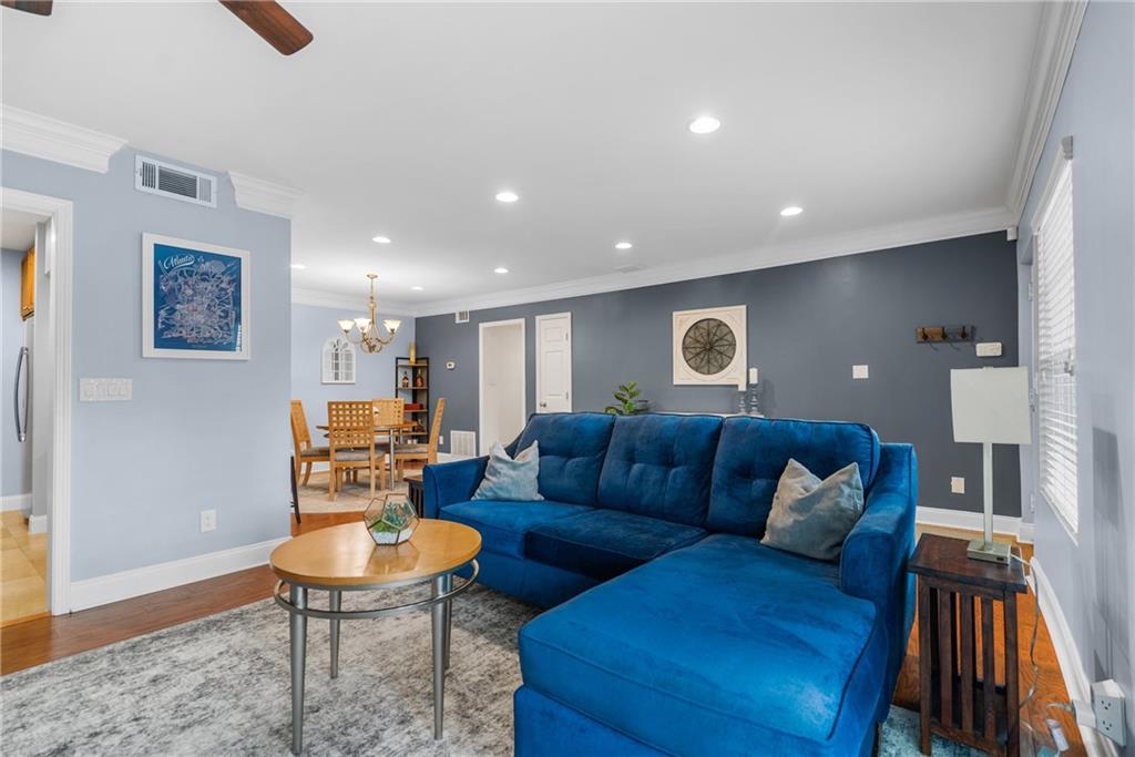 6980 Roswell Road Unit C10