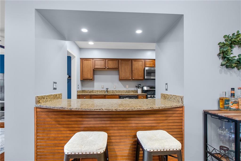 6980 Roswell Road Unit C10