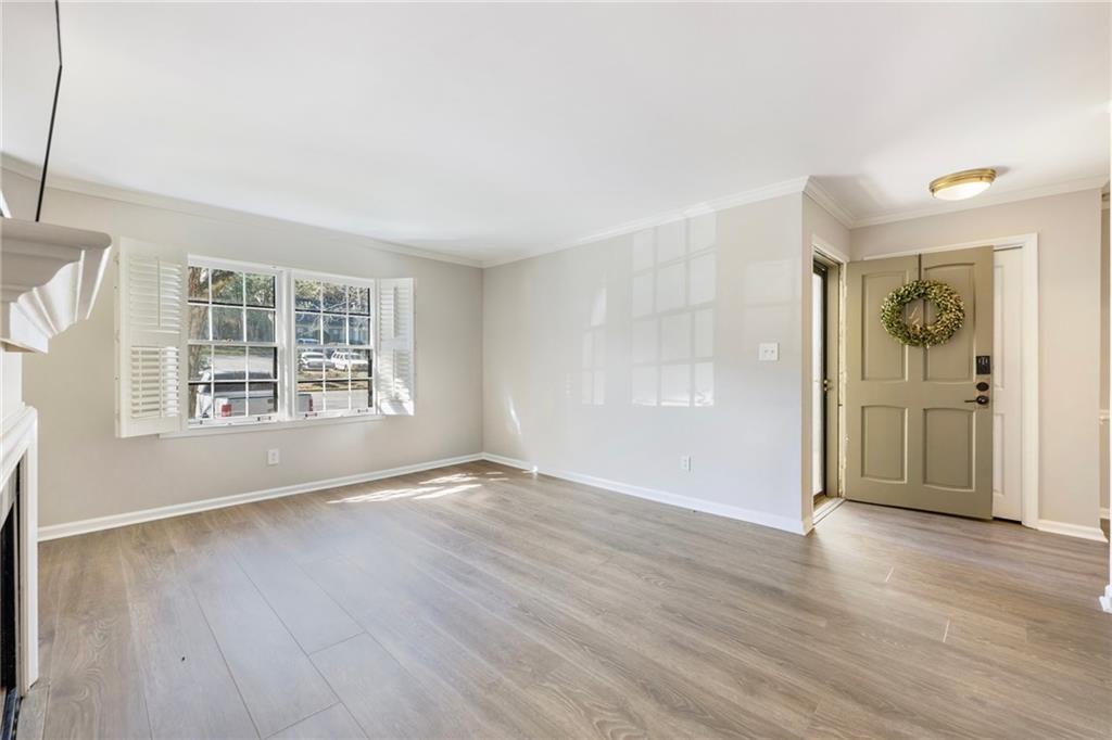 162 Amherst Place NW