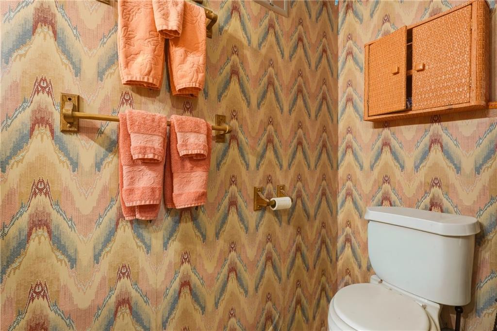 1198 Ashborough Terrace SE Unit J