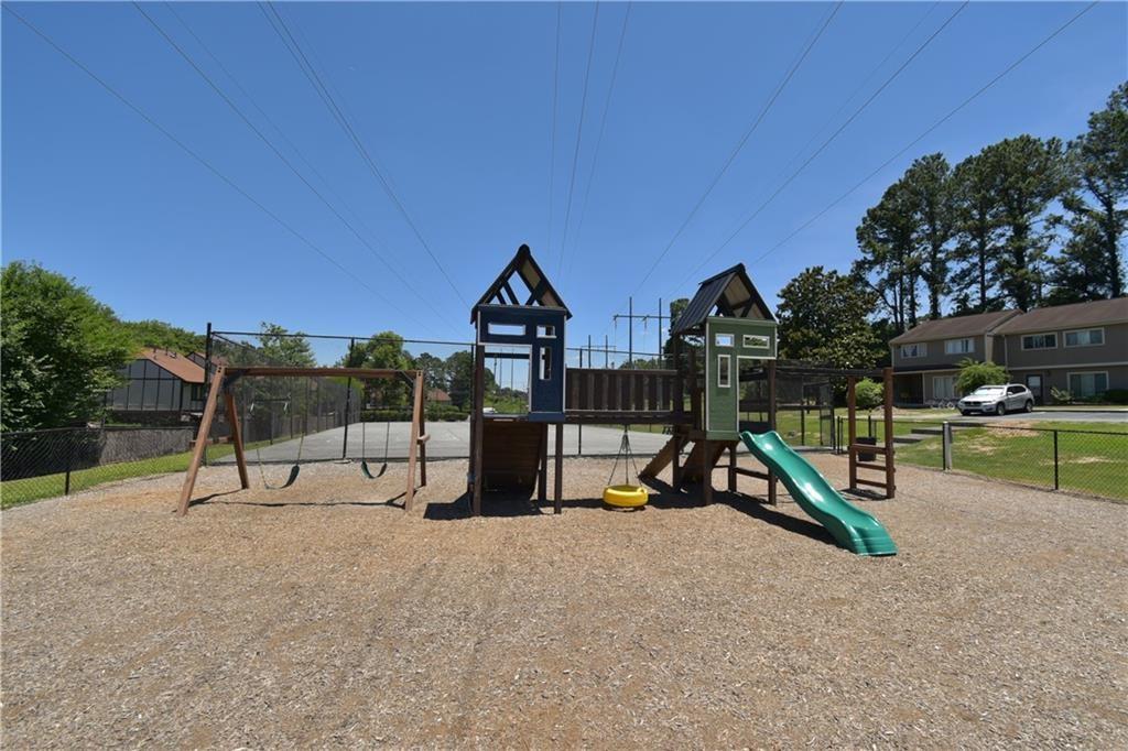 1198 Ashborough Terrace SE Unit J