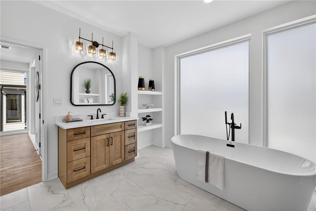 163 Walthall Street SE Unit A