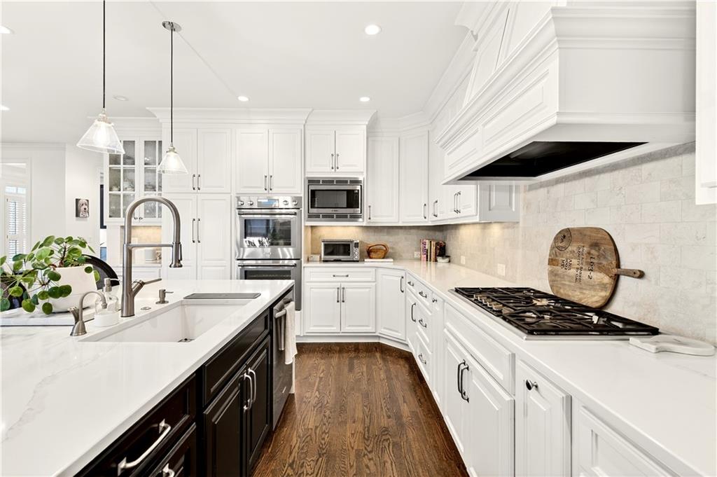 16 Conifer Circle NE