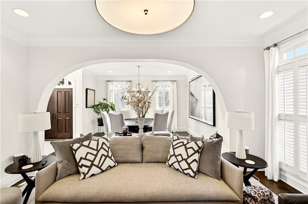 16 Conifer Circle NE