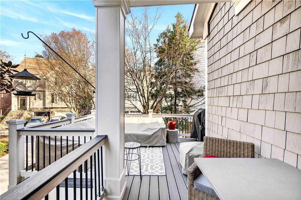 16 Conifer Circle NE