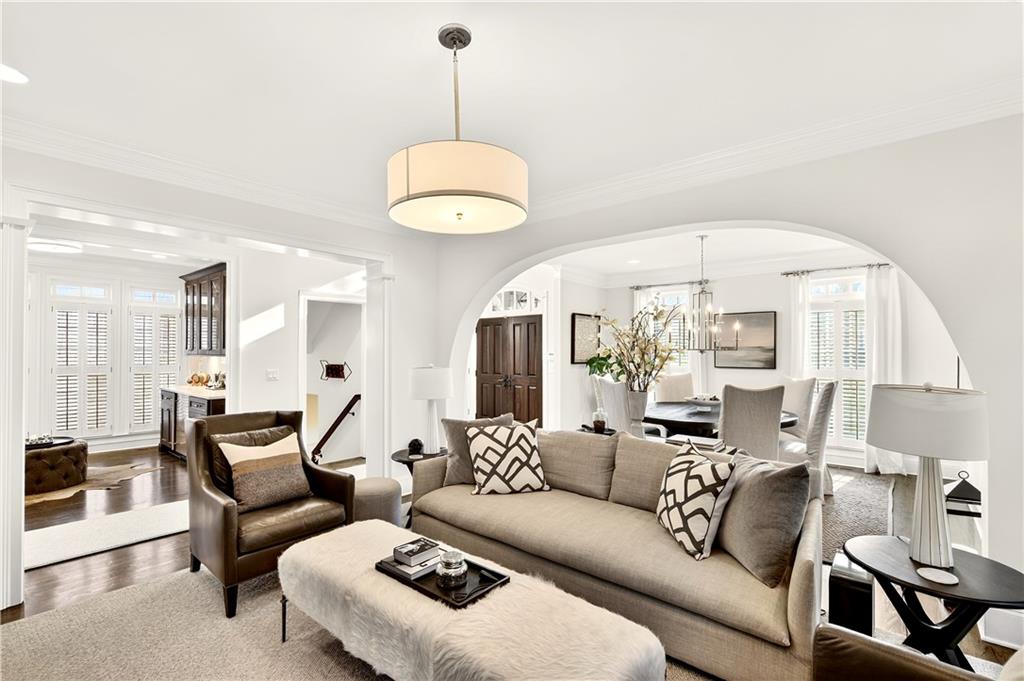 16 Conifer Circle NE