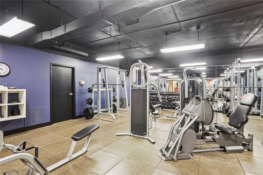 1101 Juniper Street NE Unit 1216