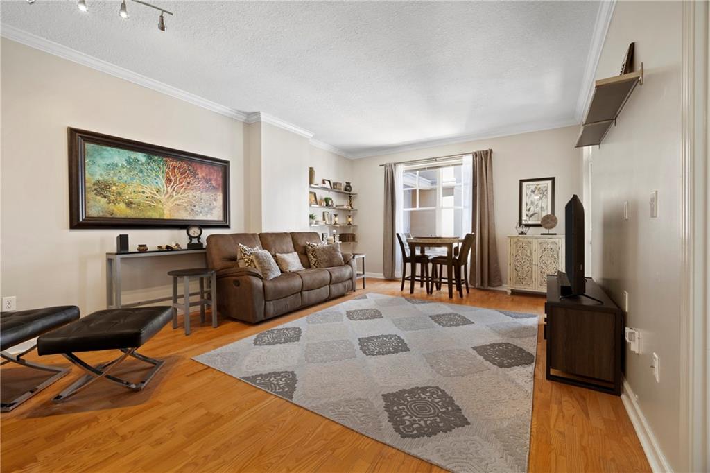 1101 Juniper Street NE Unit 1216