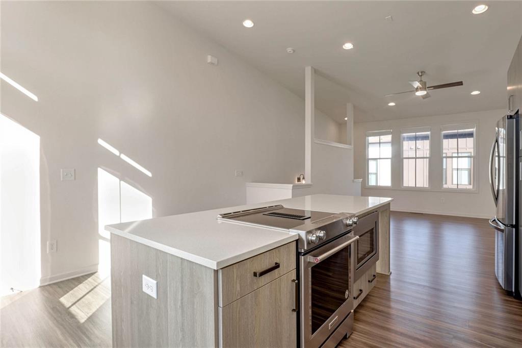 906 Brees Court