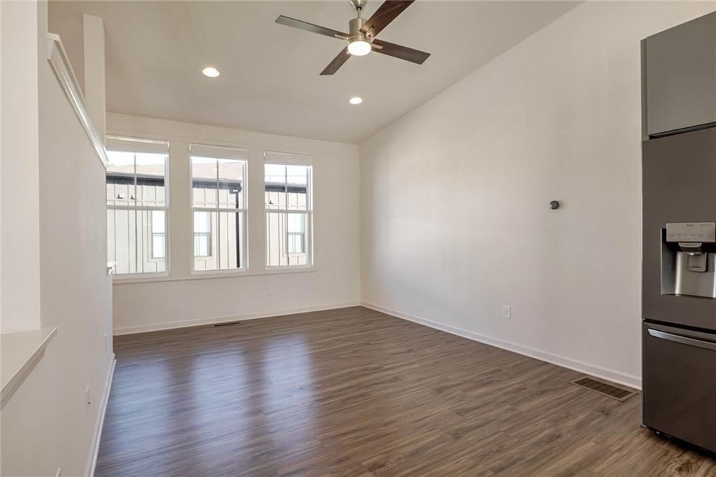 906 Brees Court