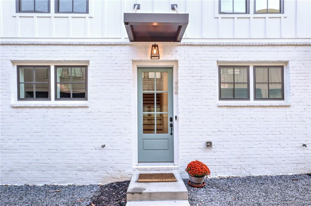906 Brees Court