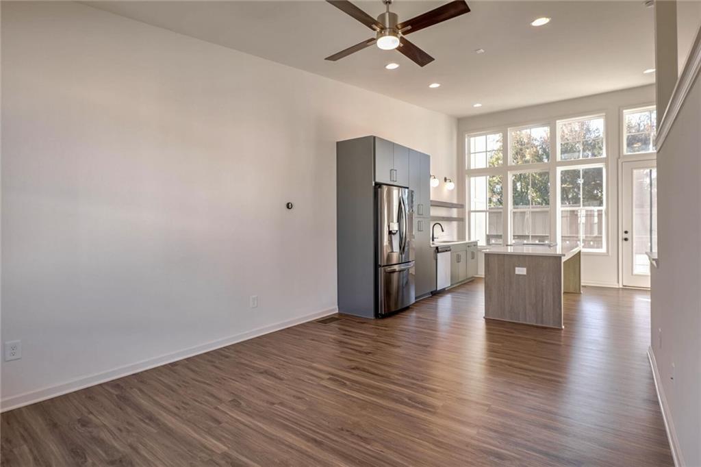 906 Brees Court