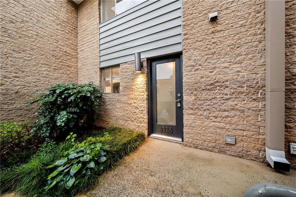4300 Roswell Road NE Unit 28