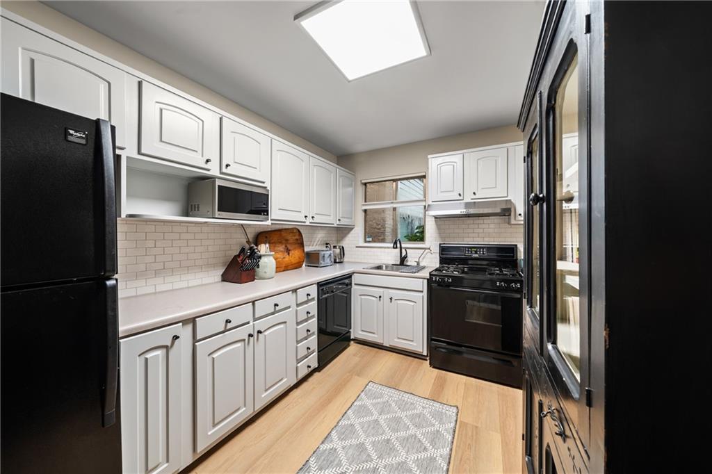 4300 Roswell Road NE Unit 28
