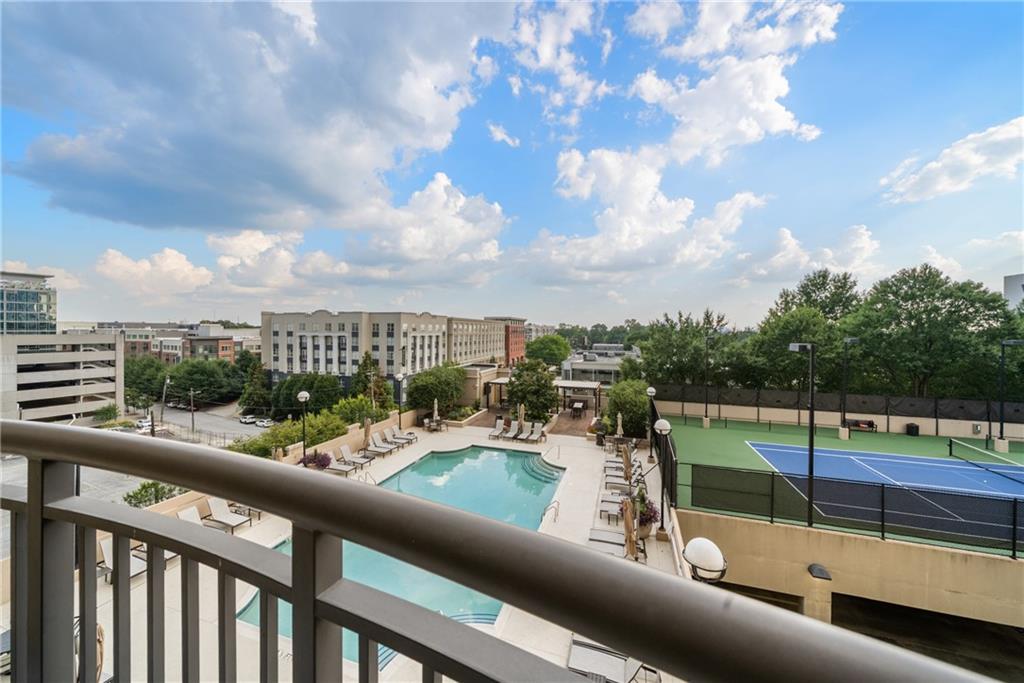 325 E Paces Road NE Unit 606