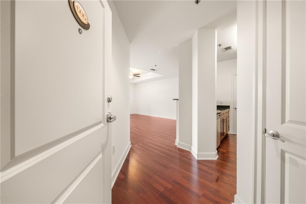 325 E Paces Road NE Unit 606