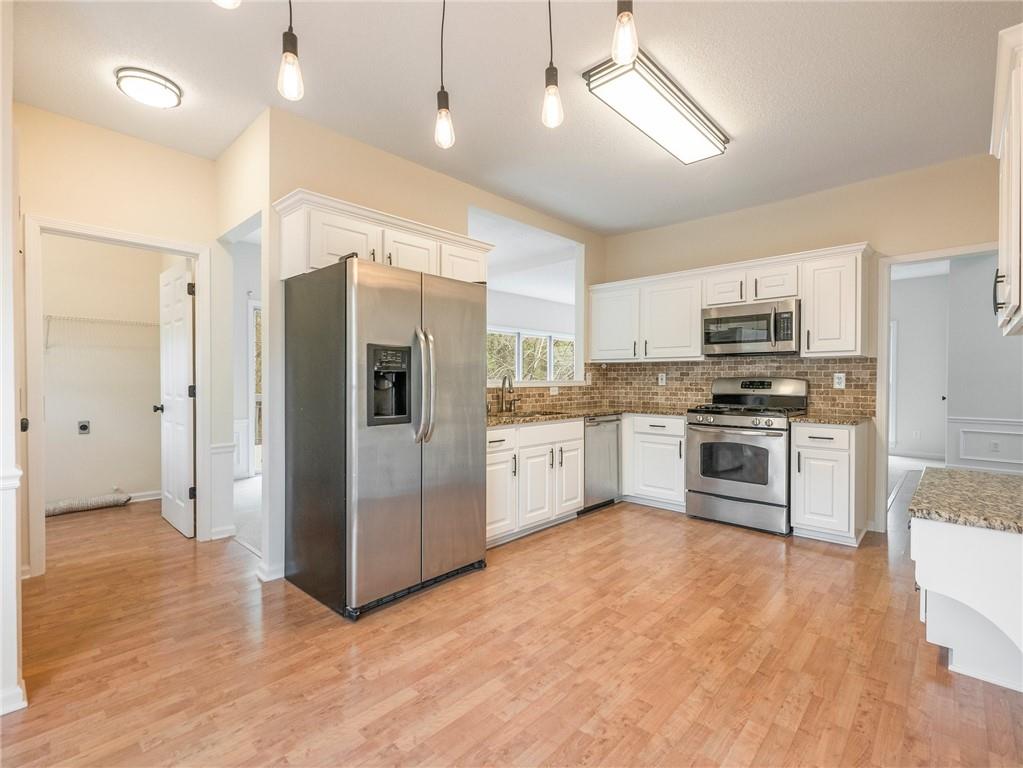 10100 Barston Court