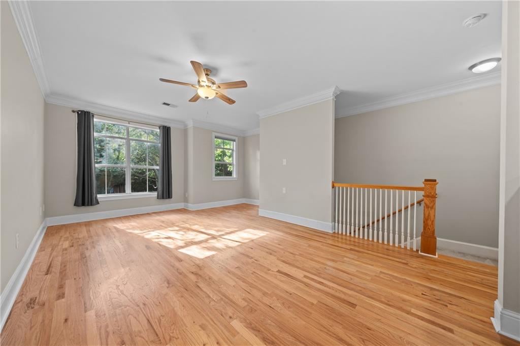 5480 Glenridge Park