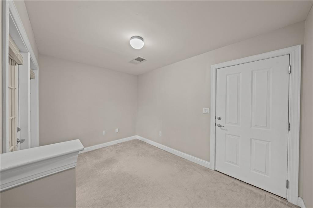 5480 Glenridge Park