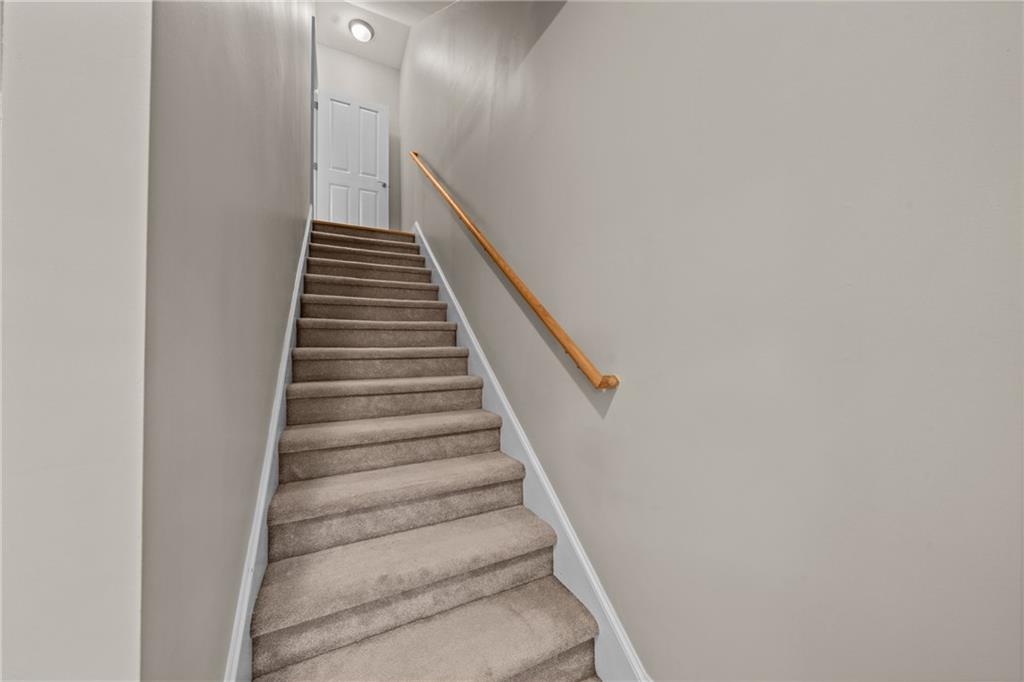 5480 Glenridge Park