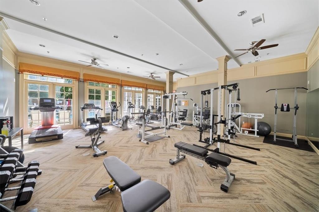 5480 Glenridge Park