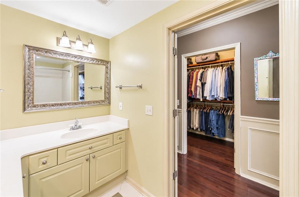 3334 Peachtree Road NE Unit 313