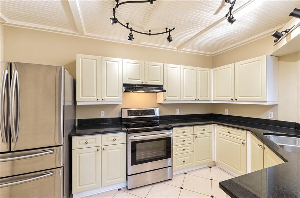 3334 Peachtree Road NE Unit 313