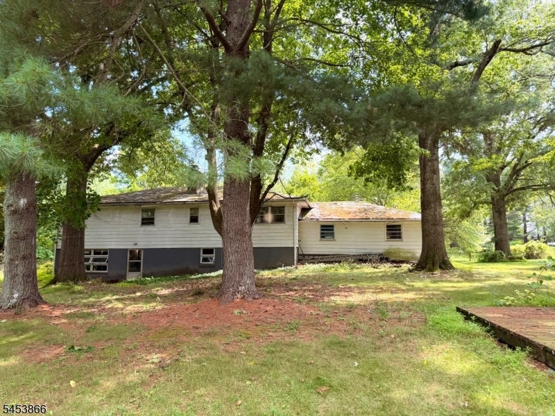 627 Old York Rd
