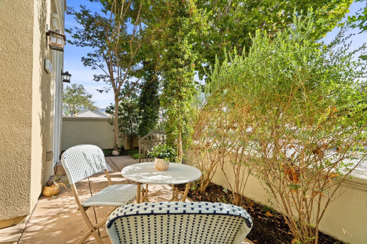 202 Triggs Lane