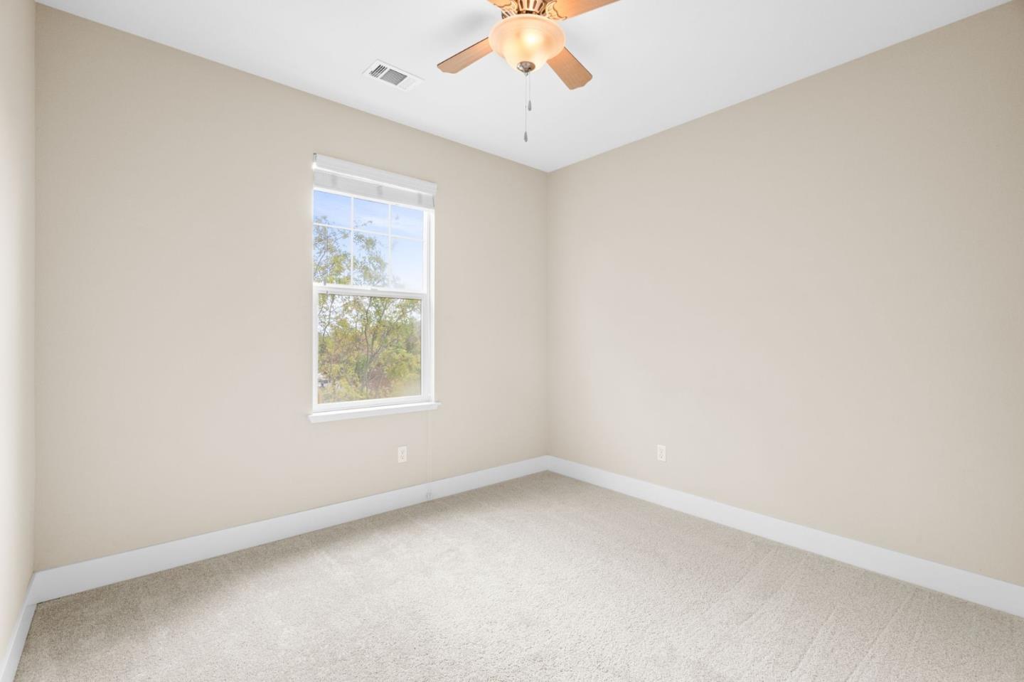 202 Triggs Lane