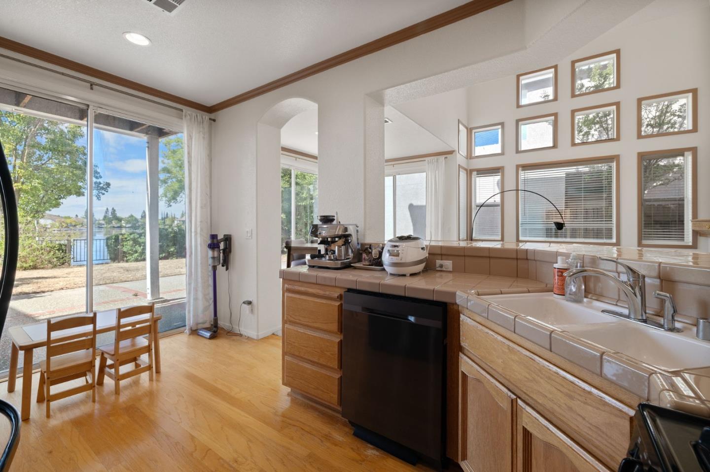 2910 West Laguna Court