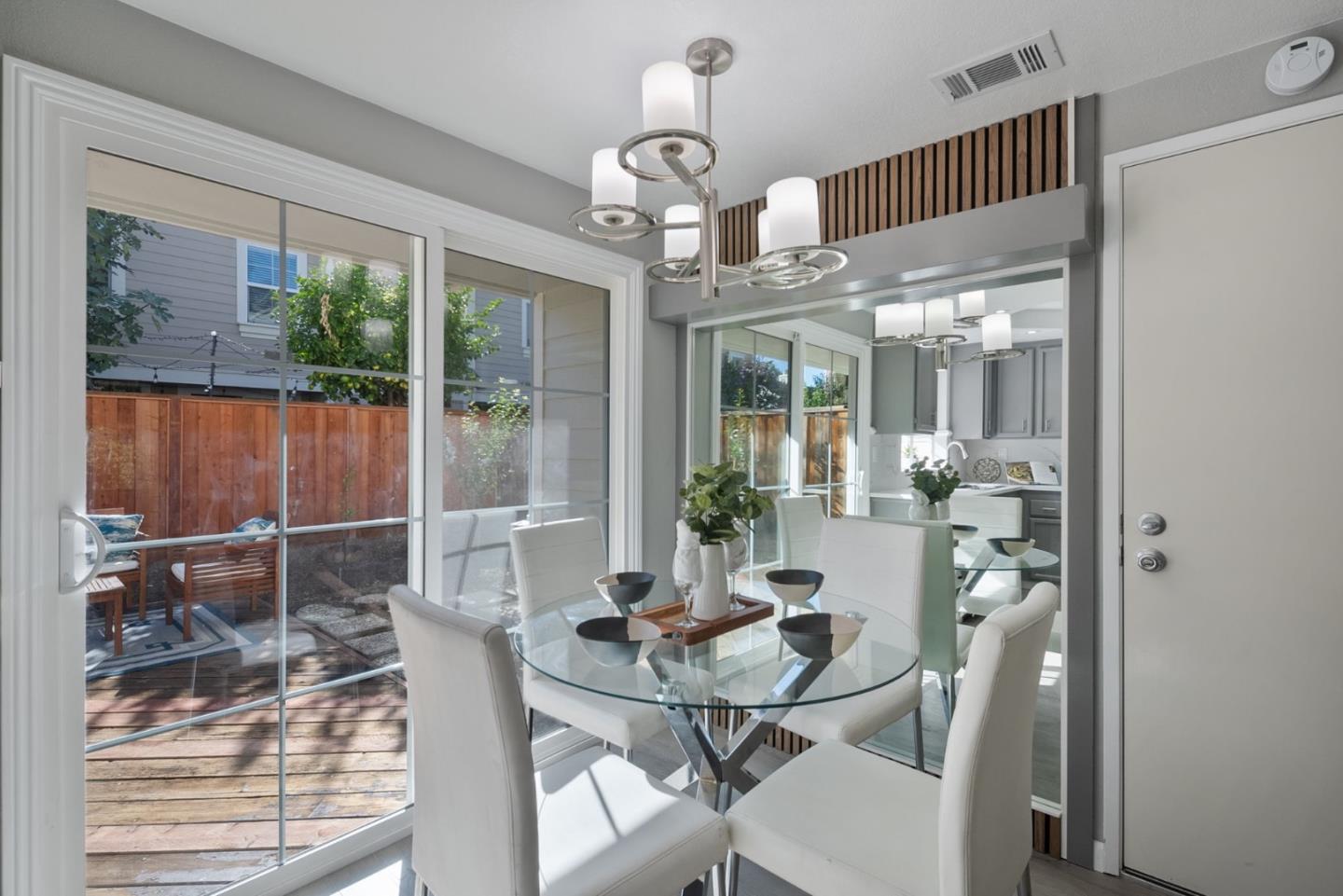 294 Macaw Place