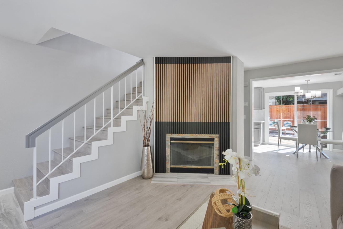 294 Macaw Place