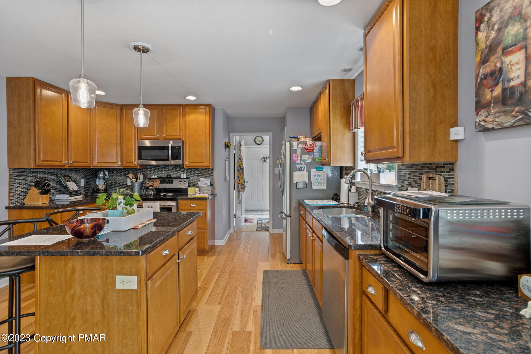 853 S Old Stage Road