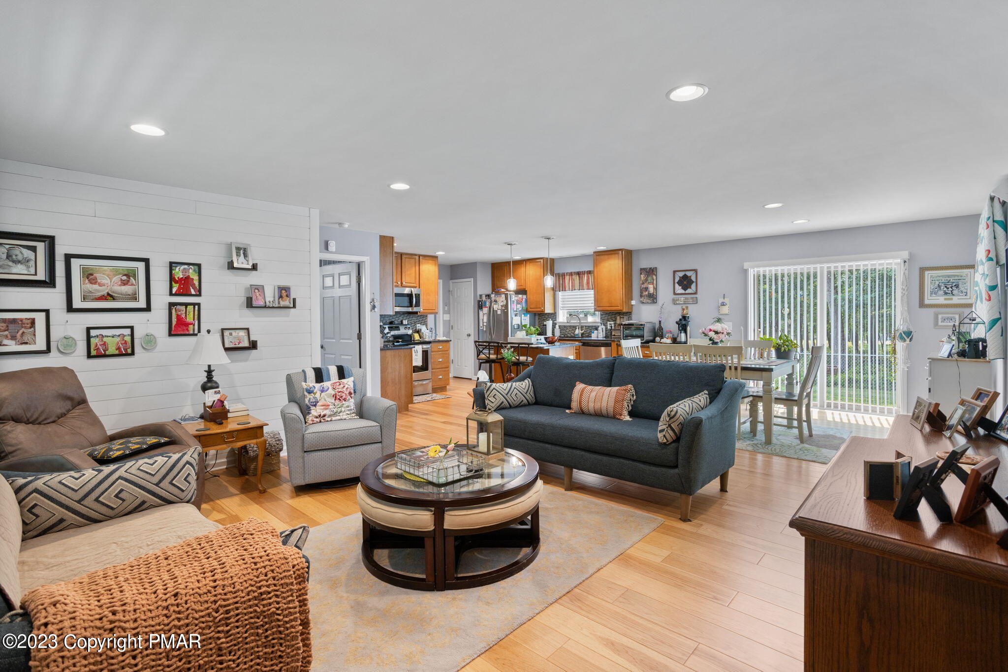 853 S Old Stage Road