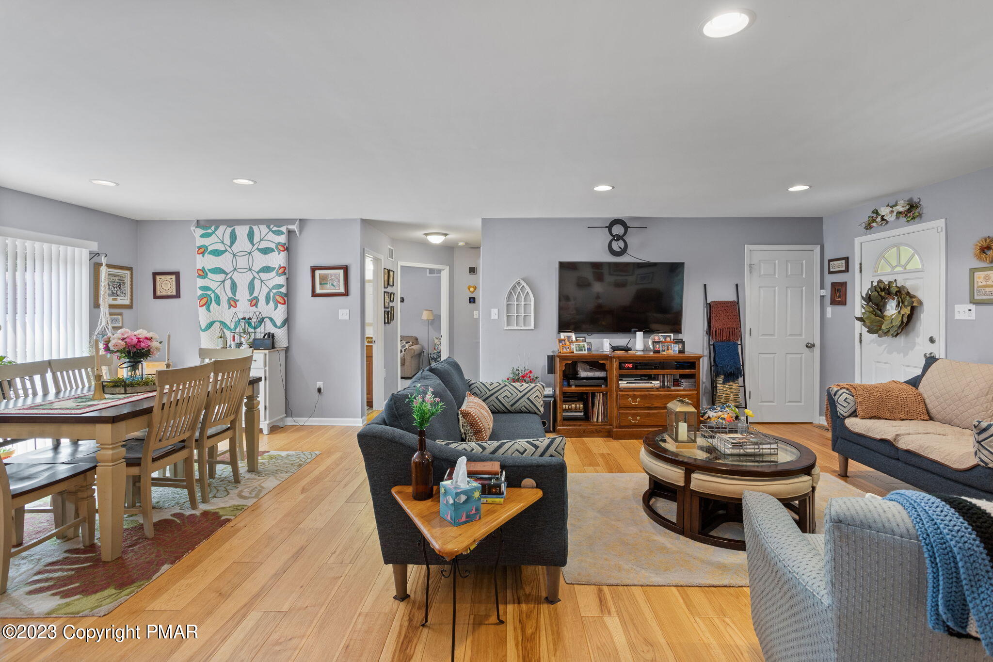 853 S Old Stage Road