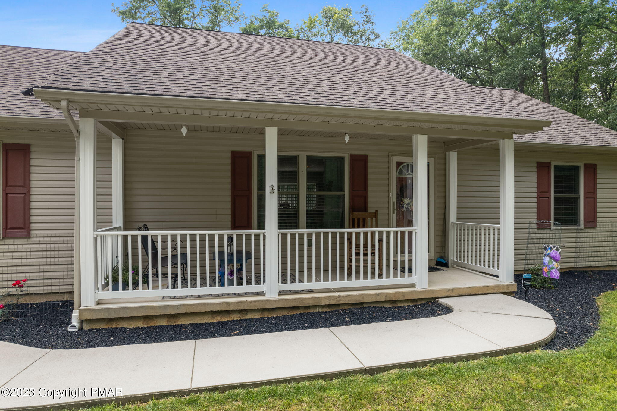 853 S Old Stage Road