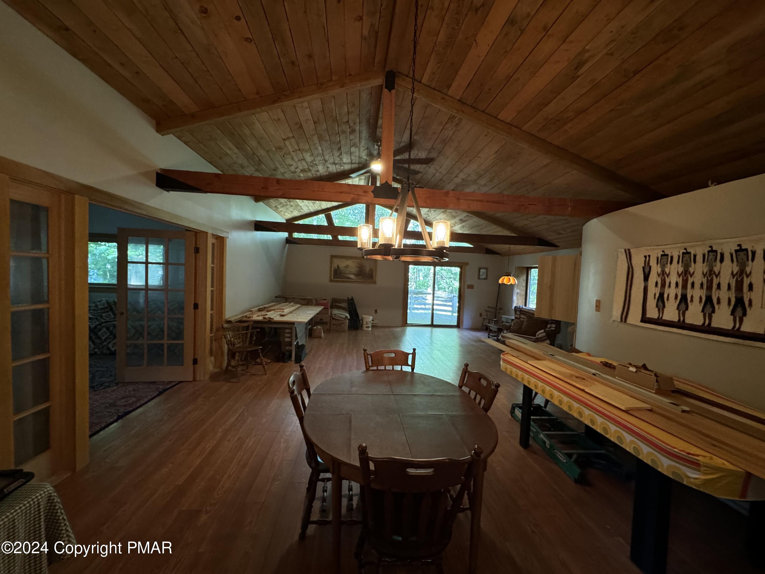 189 El Do Lake Drive