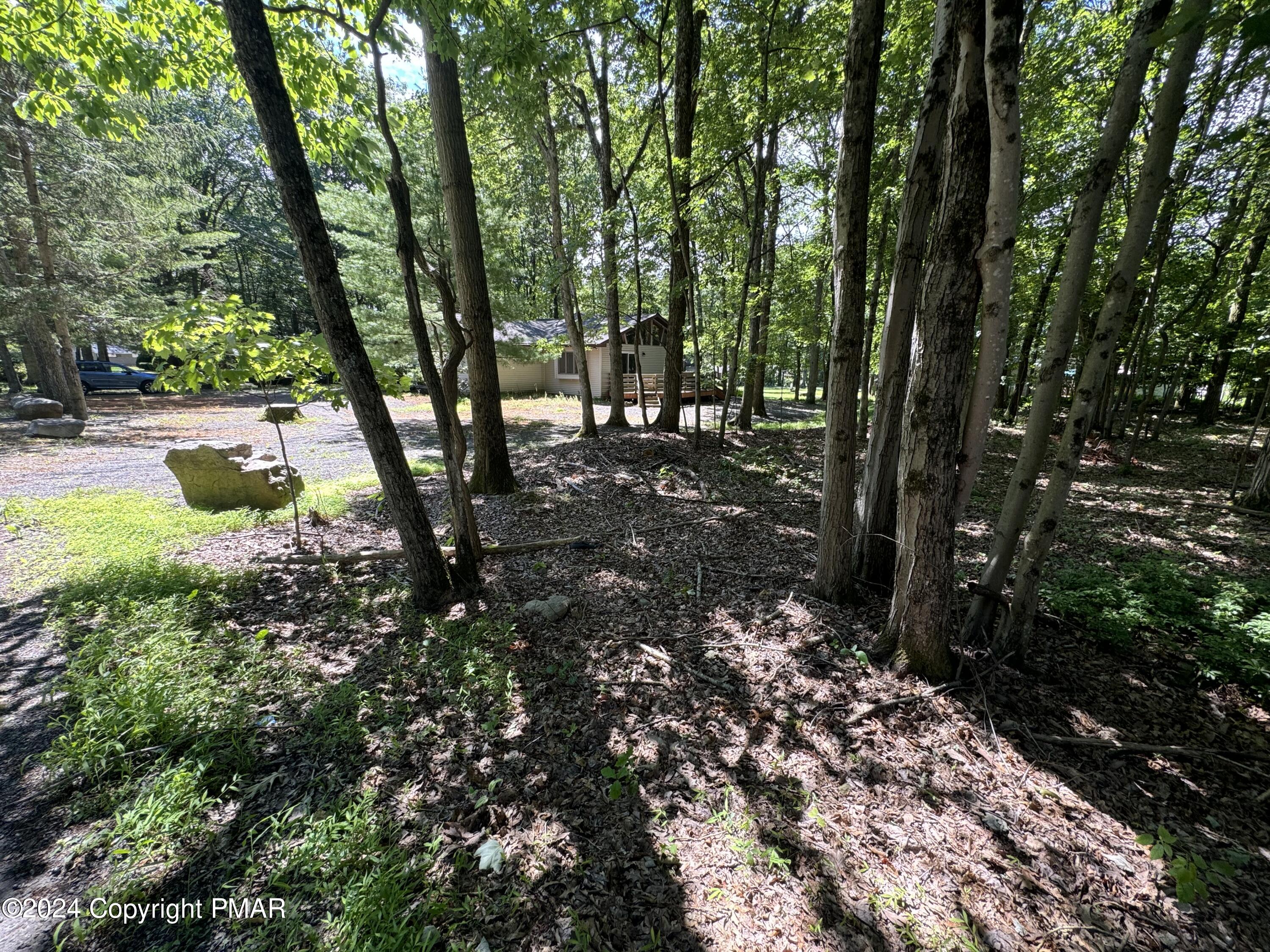 189 El Do Lake Drive