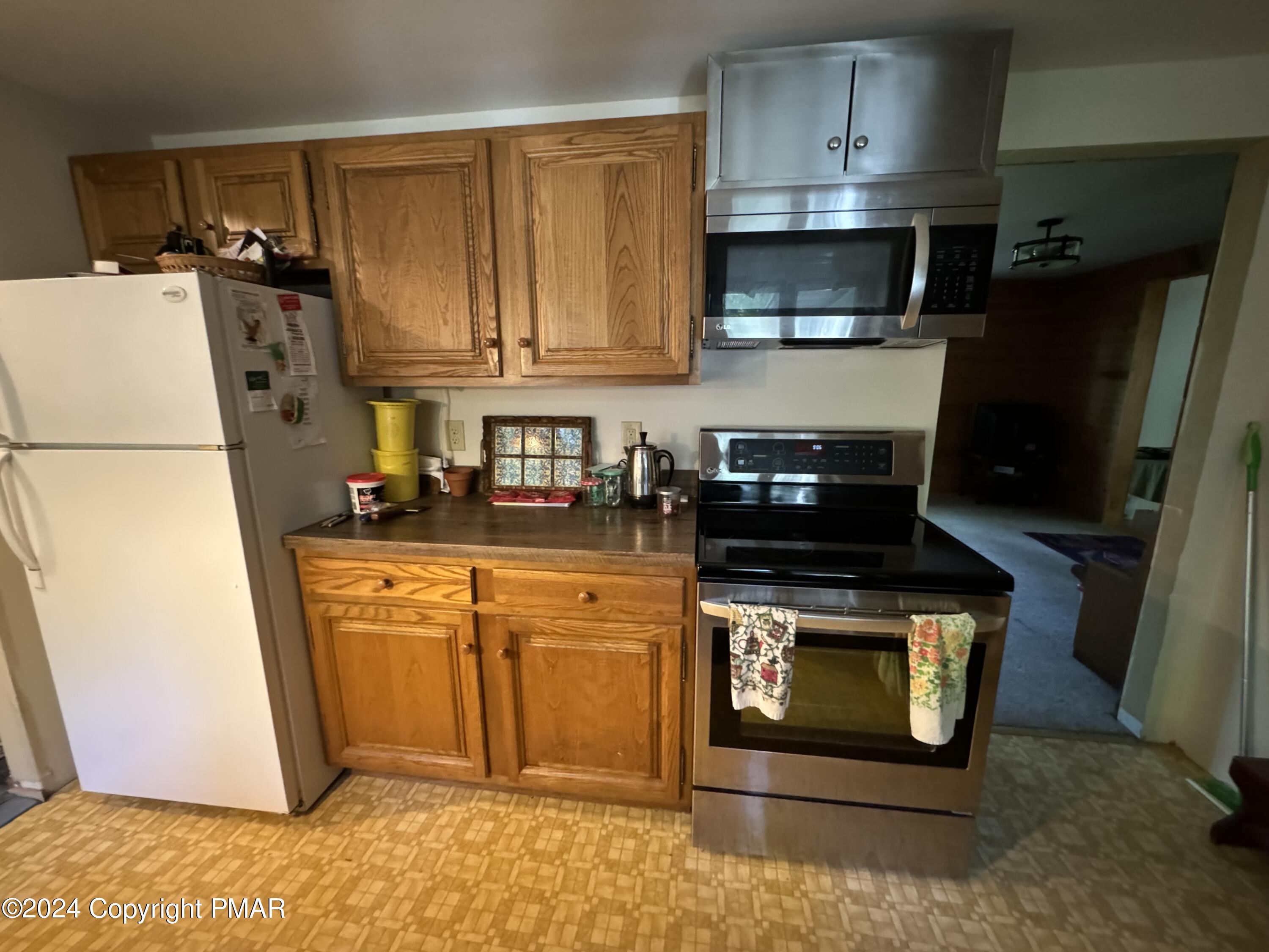 189 El Do Lake Drive