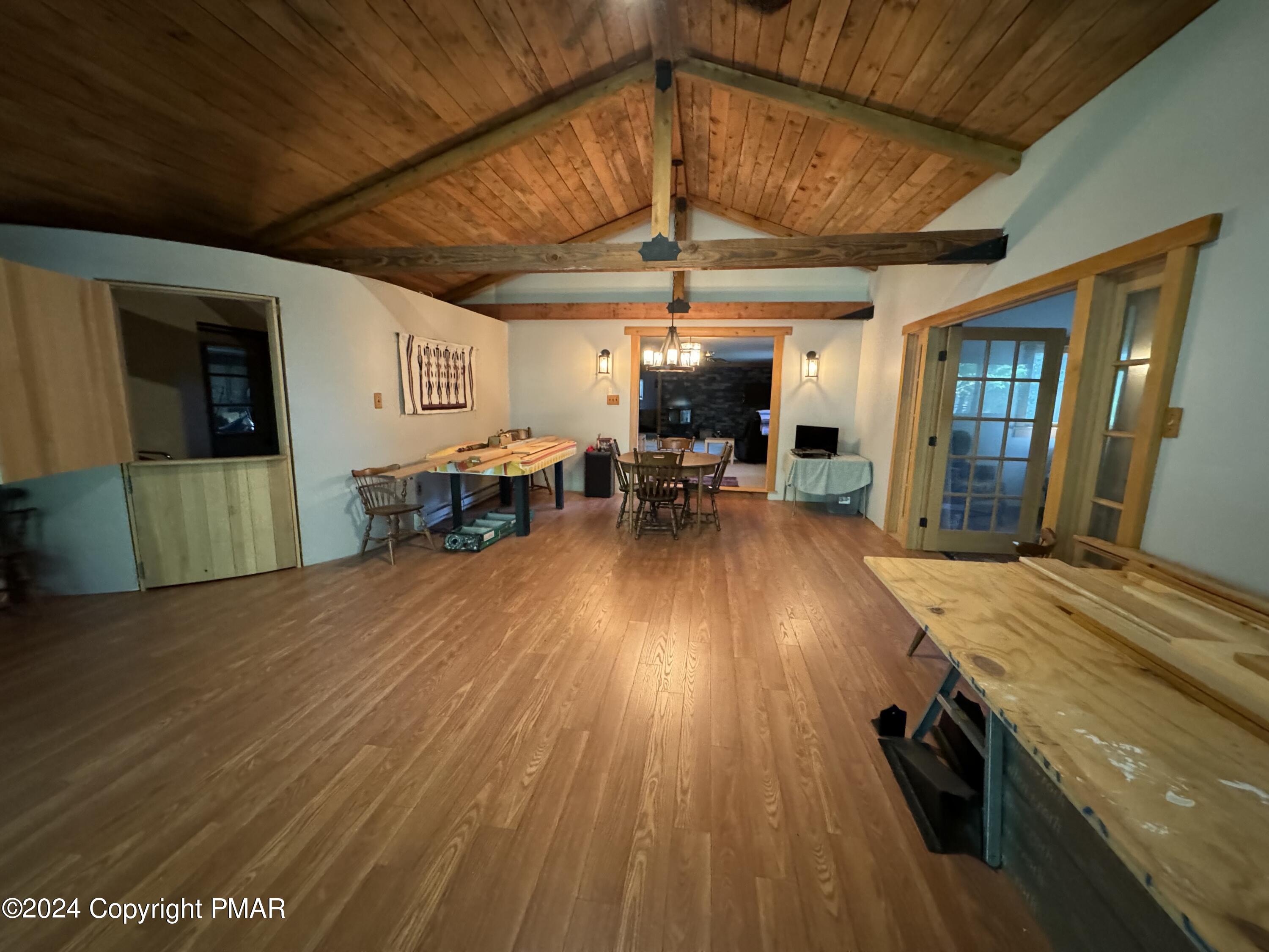 189 El Do Lake Drive