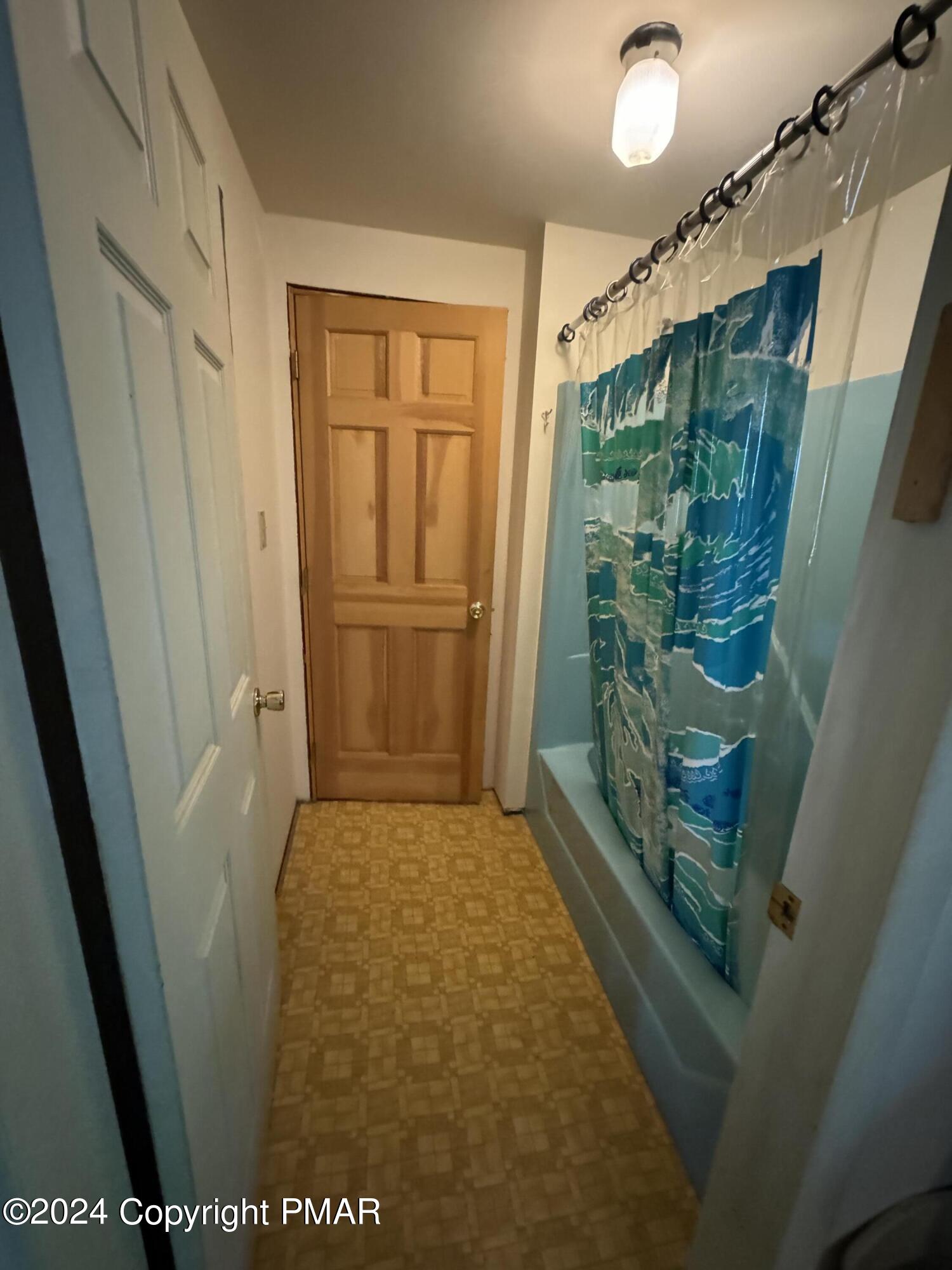 189 El Do Lake Drive